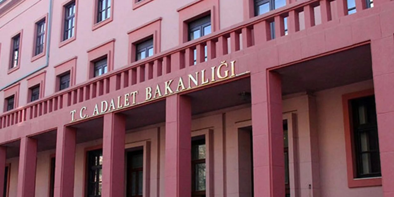 Adalet Bakanlığı Memur Sınav, Atama ve Nakil Yönetmeliği’nde Değişiklik Yapıldı