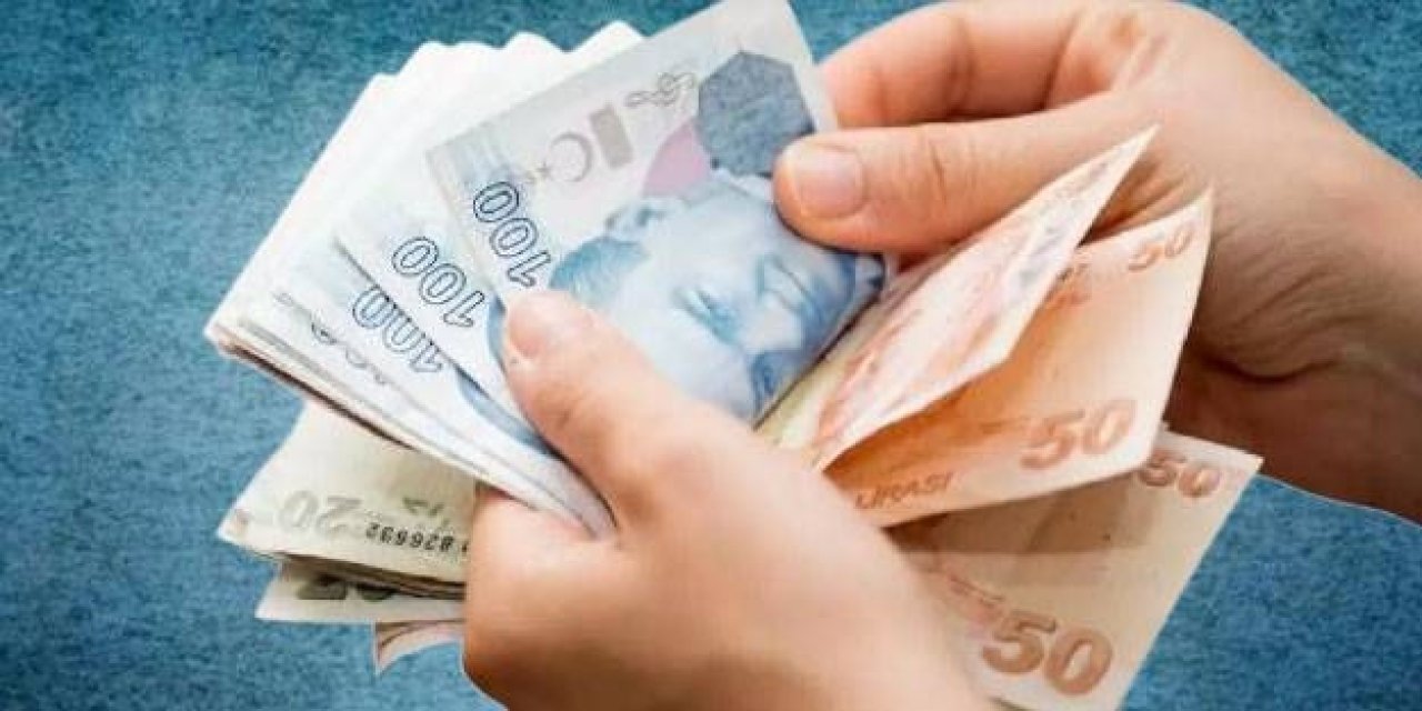 Emekliye 5 Bin TL Tek Seferlik, Öğrenciye Aylık 1.250 TL Destek! Başvuran Alıyor