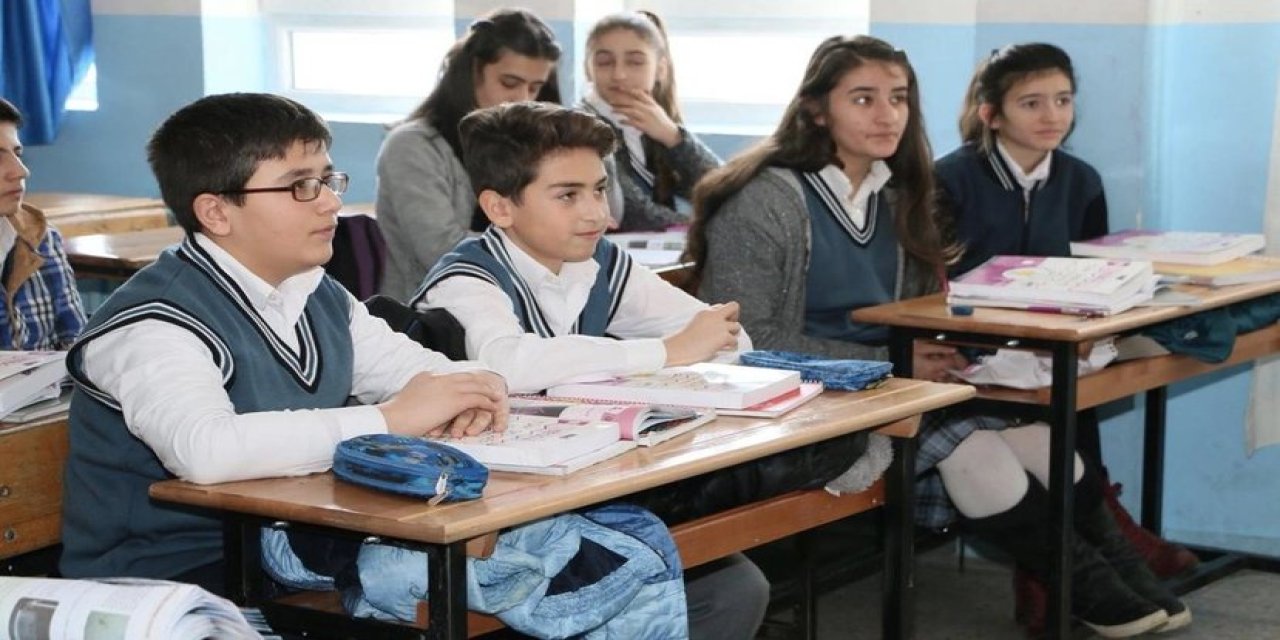 MEB'den 4+4+4 sisteminde değişiklik açıklaması: İşte iki diplomalı eğitim modeli