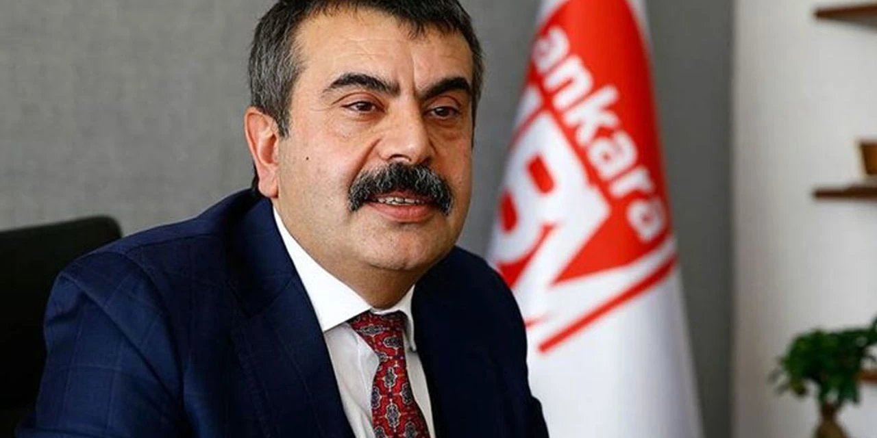 Son Dakika: MEB Ara Tatili İptal Etti, Öğretmenleri Göreve Çağırdı