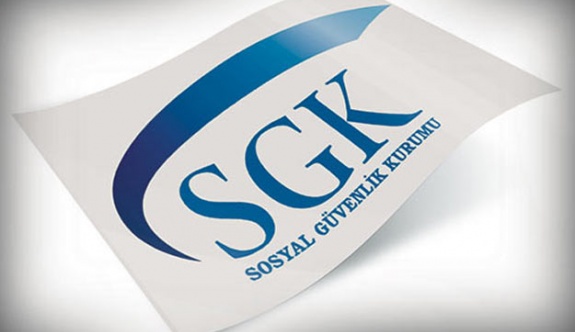 SGK çalışanları şehitleri andı